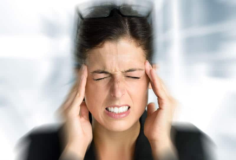 Прекомерният стрес води до мигрена
