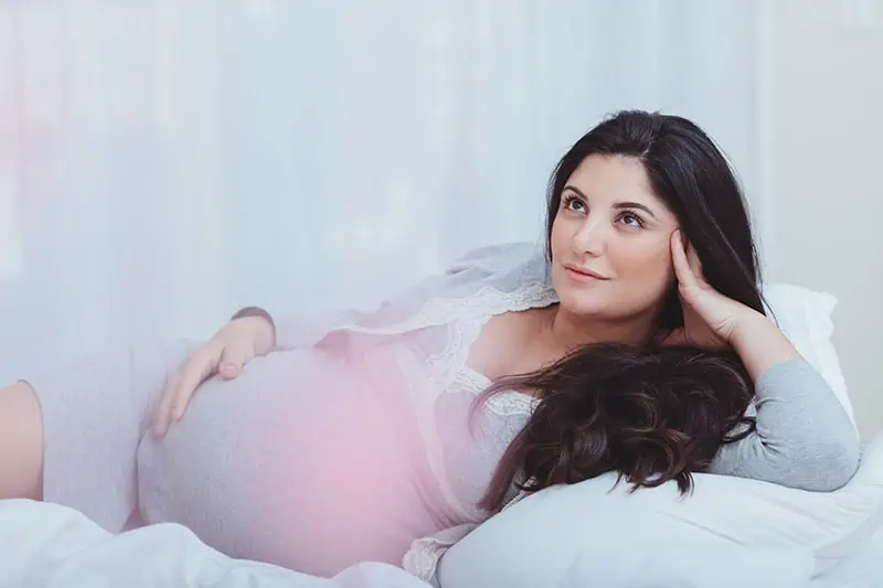 Мигрена през бременността – полезно по темата