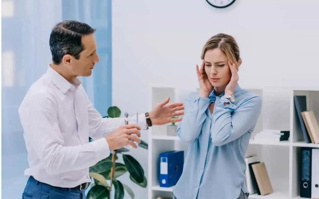 персистираща мигрена